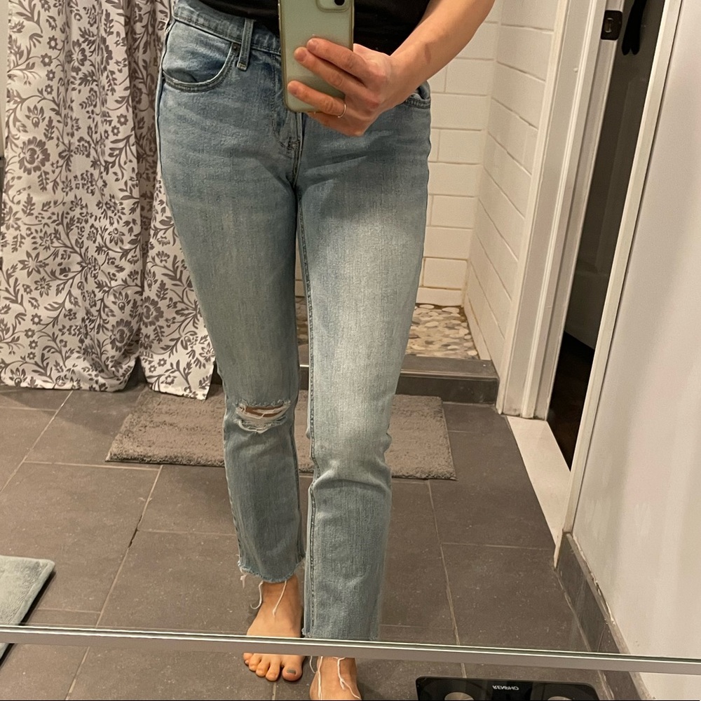 Mid rise flare jeans in light wash